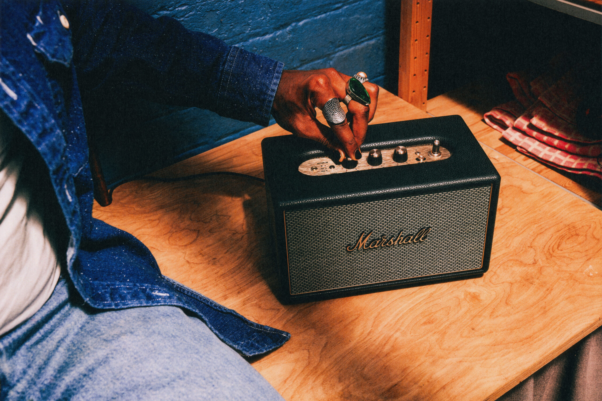 MARSHALL UNVEILS NEXT-GENERATION ACTON IV AND STANMORE IV SPEAKERS